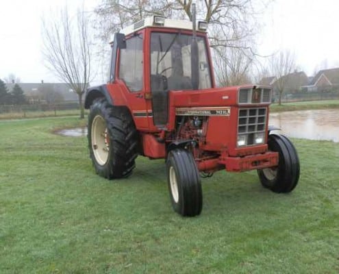 Tractor-international-743-0003